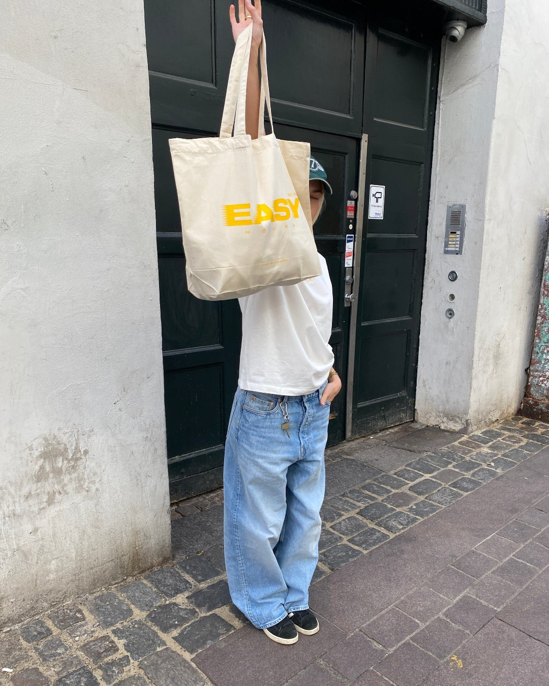 SS23 TOTE BAG